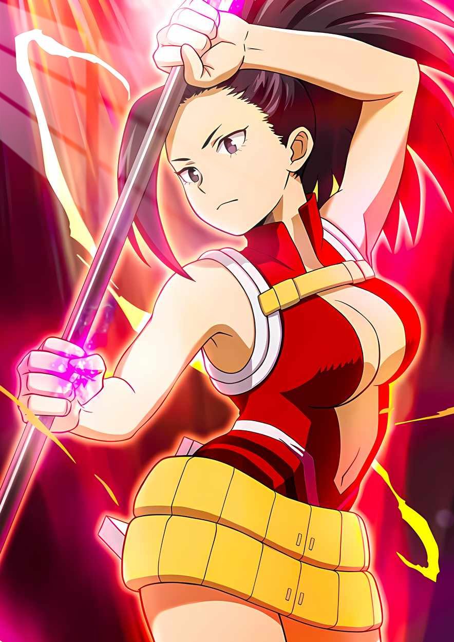 Momo - Dynamic - Red & Gold