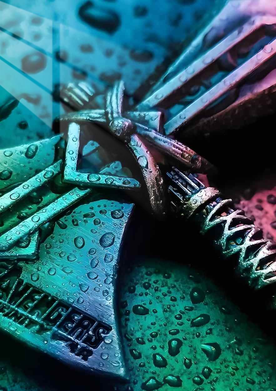 Thor - Wet Steel Resolve - Teal & Magenta